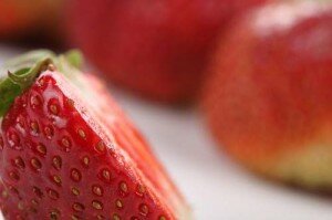 Маски для лица для девочек из свежих фруктов и ягод